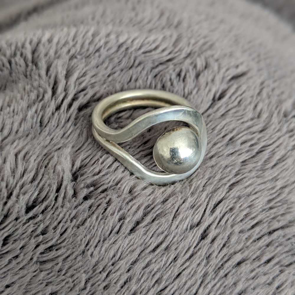 STERLING SILVER RING - Picture 3 of 5